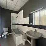 Le Phare Hotel Ouistreham