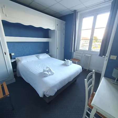 Hotel Le Phare Ouistreham
