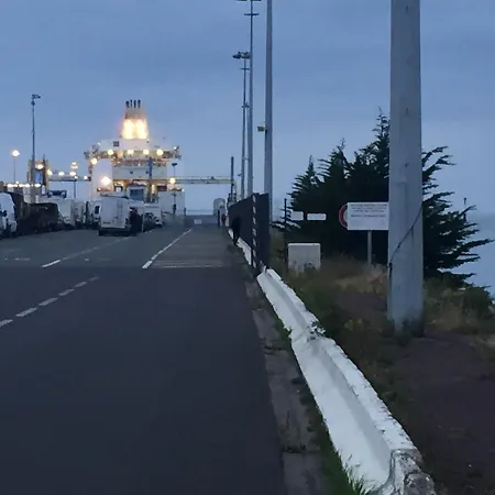 Le Phare 2* Ouistreham