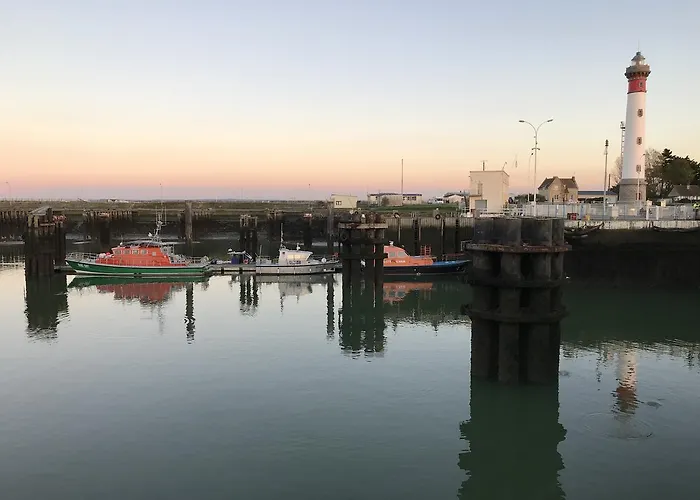 Le Phare 3* Ouistreham